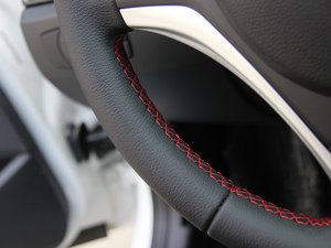 2013sDrive 20i \OӋb п؅^