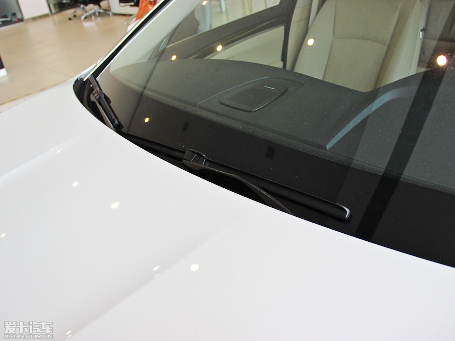 2014R5ϵ 535Li I(lng)