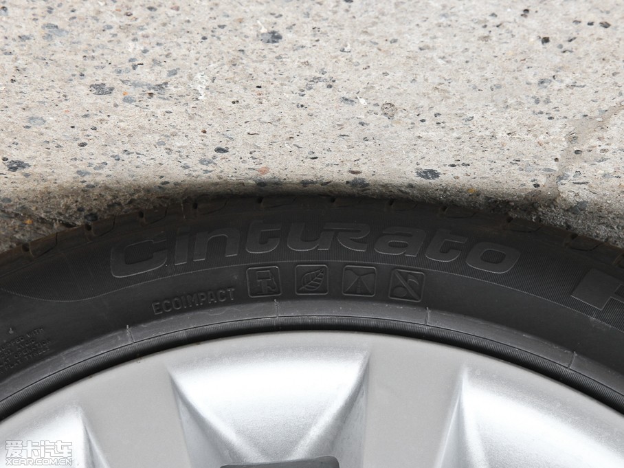 2014R5ϵ 528Li xDrive I