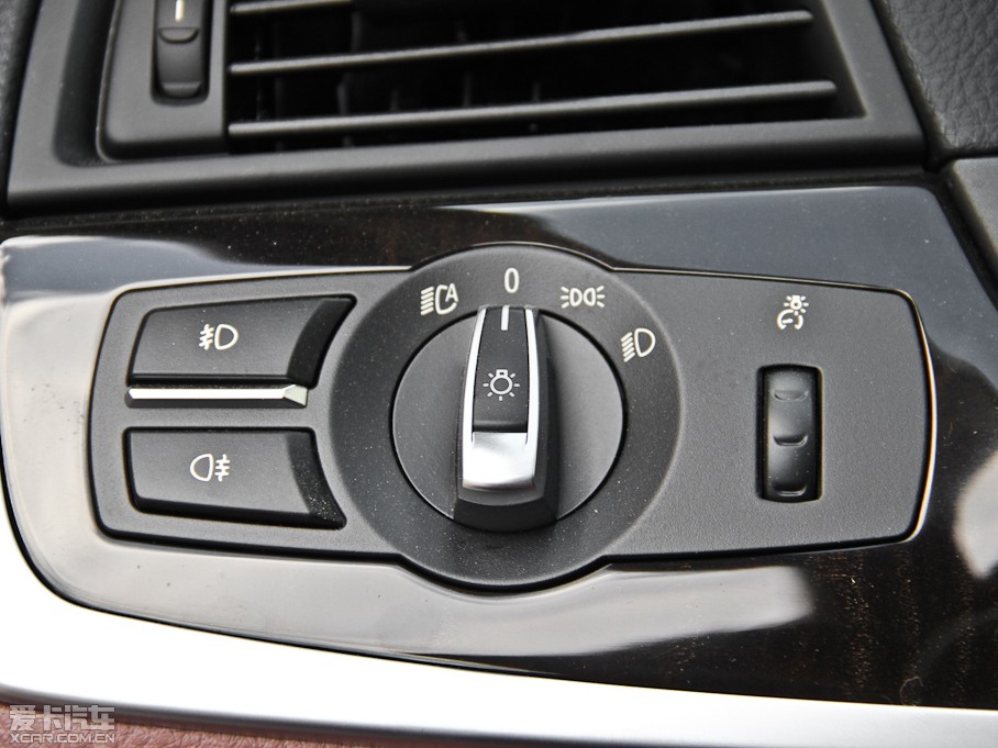 2014R5ϵ 528Li xDrive I