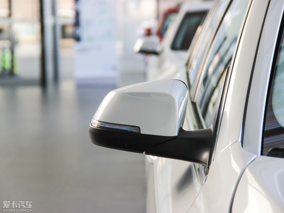 2014R5ϵ 528Li I(lng)