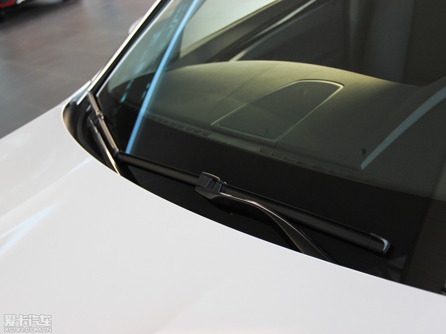 2014R5ϵ 528Li I(lng)