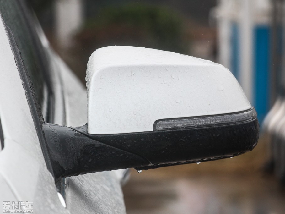 2014R5ϵ 528Li xDrive AOӋb