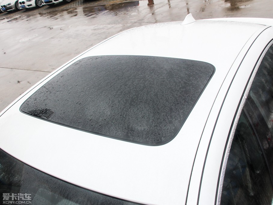 2014R5ϵ 528Li xDrive AOӋb