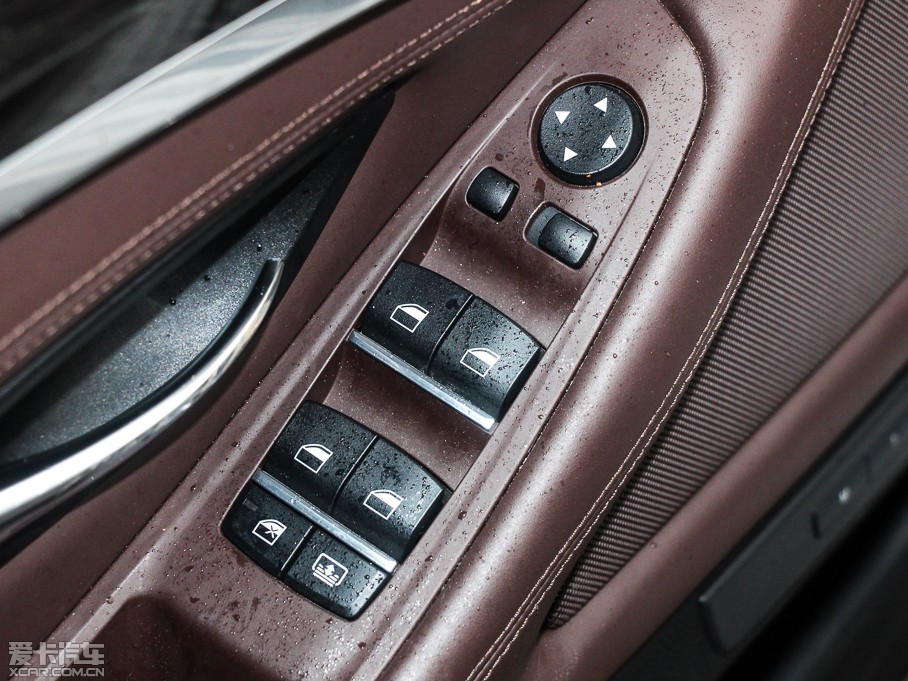 2014R5ϵ 528Li xDrive AOӋb