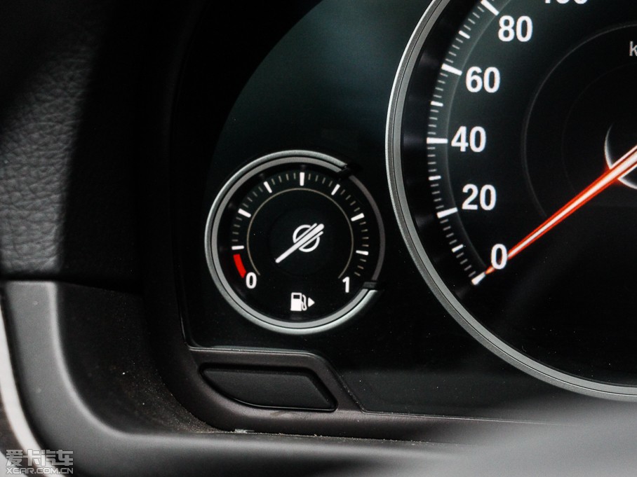 2014R5ϵ 528Li xDrive AOӋb