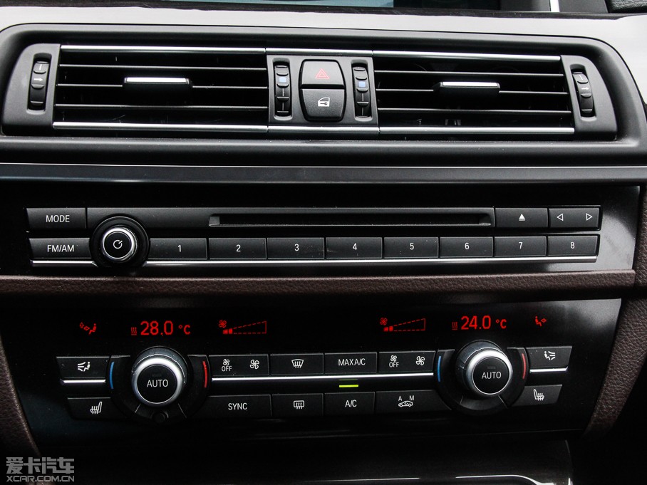 2014R5ϵ 528Li xDrive AOӋb