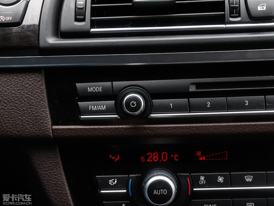 2014R5ϵ 528Li xDrive AOӋb