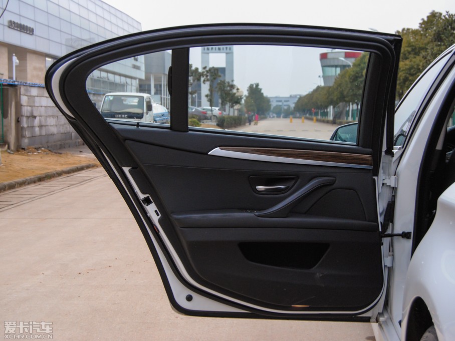 2014R5ϵ 528Li xDrive LOӋb