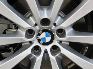 2014528Li xDrive I ^