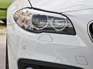 2014528Li xDrive I ^