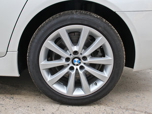 2014528Li xDrive I ^