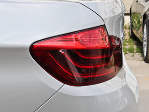 2014528Li xDrive I ^