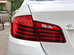 2014528Li xDrive I ^