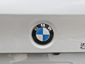 2014528Li xDrive I ^