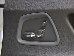 2014528Li xDrive I g