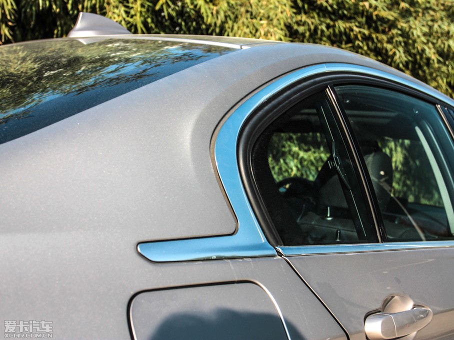 2014R3ϵ 320Li AOӋb