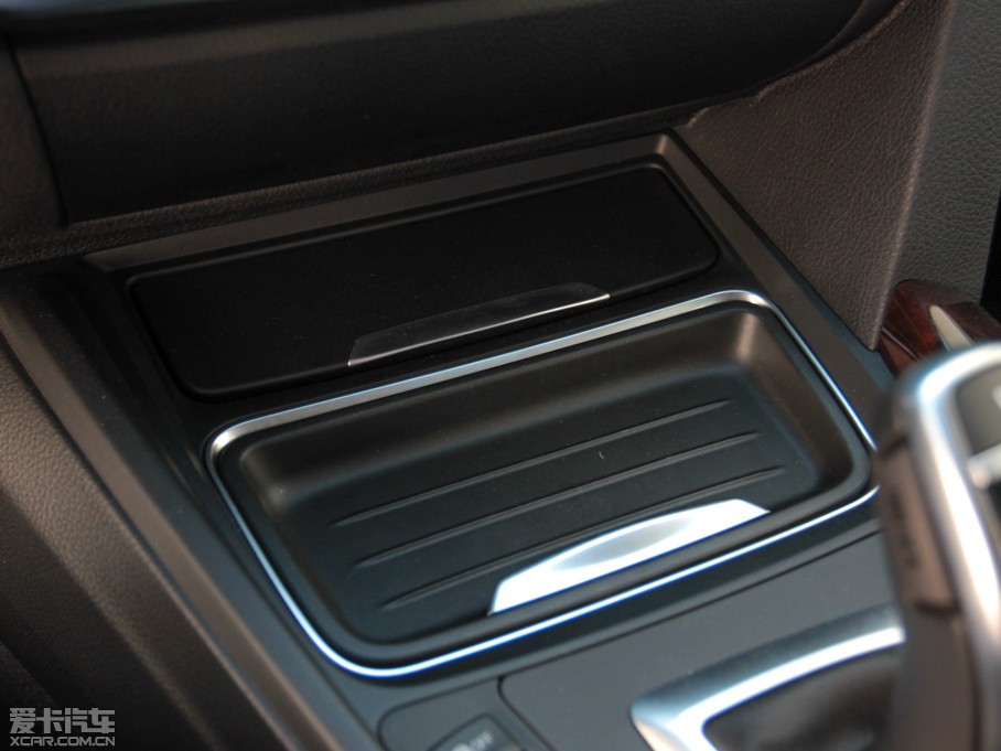 2014R3ϵ 320Li AOӋb