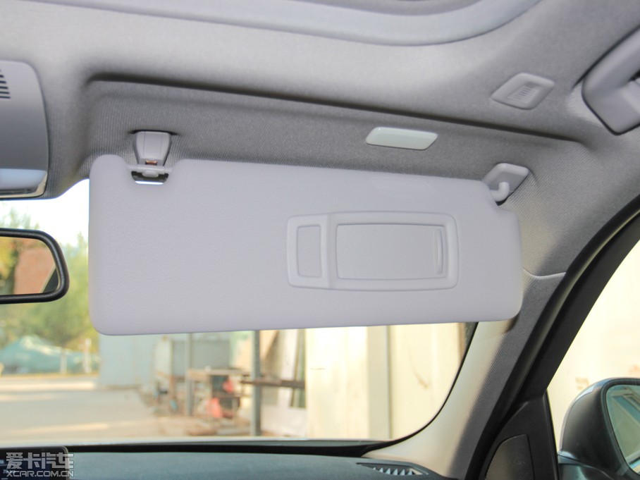 2014R3ϵ 320Li AOӋb