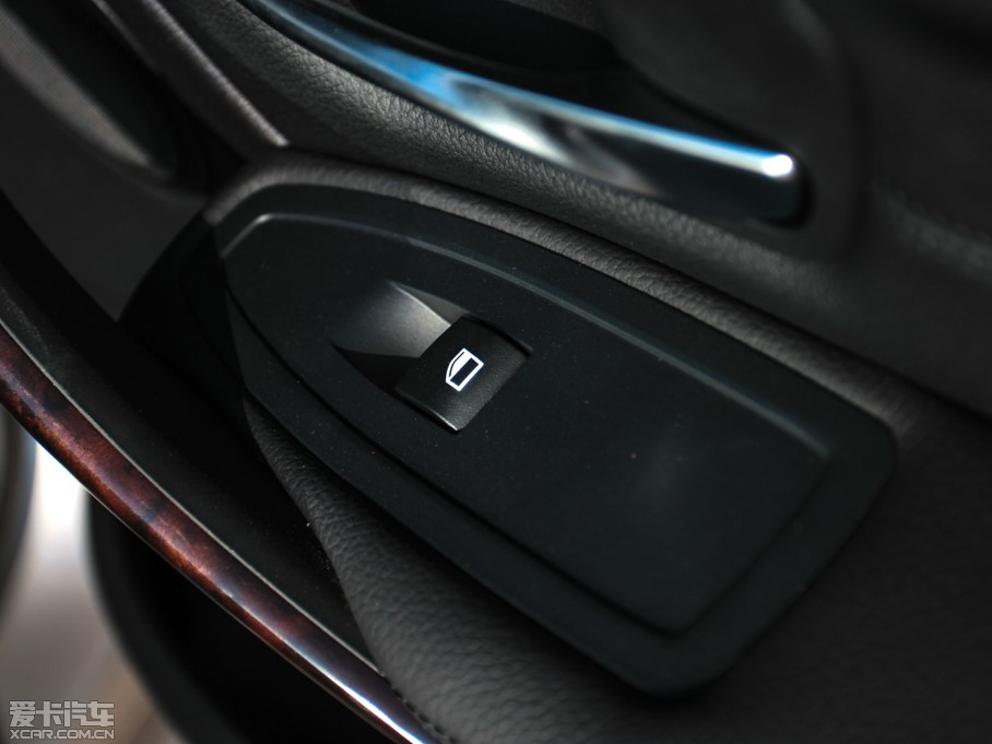 2014R3ϵ 320Li AOӋb