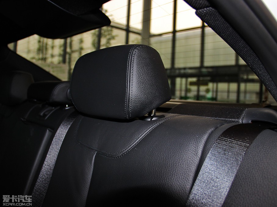 2014R3ϵ 320Li r(sh)