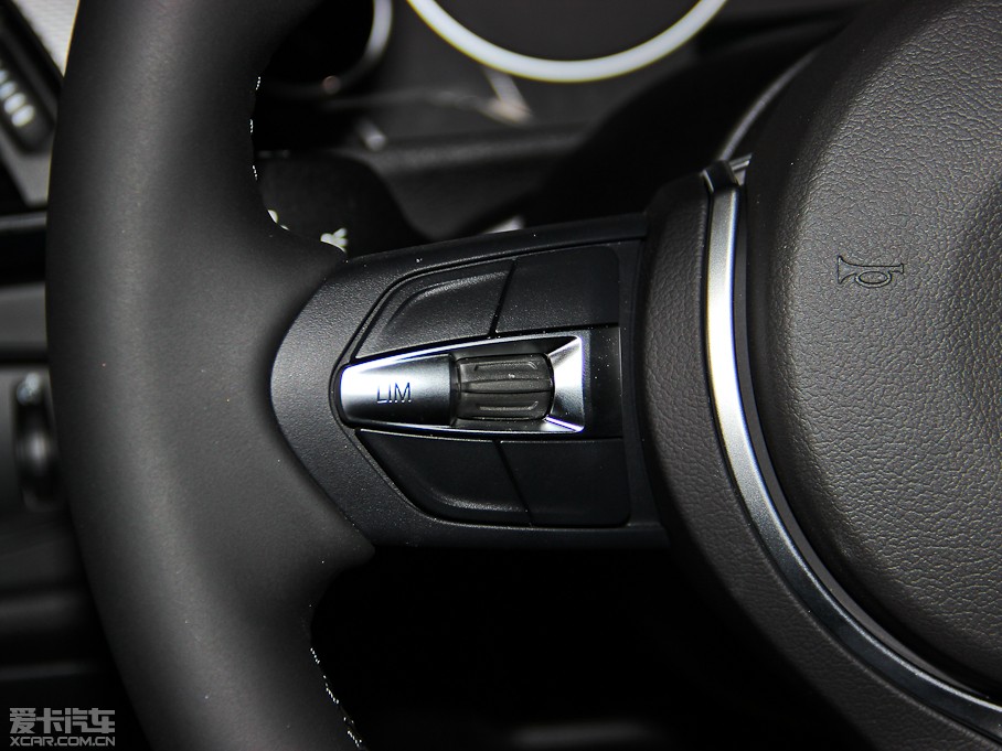 2014R3ϵ 320Li r(sh)