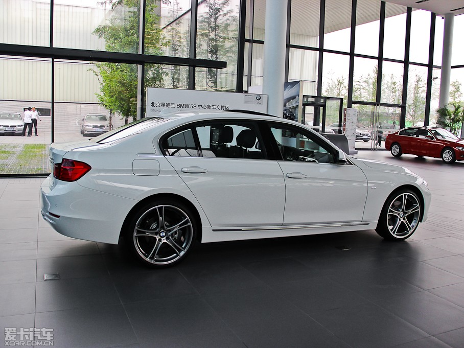 2014R3ϵ 328Li AOӋb