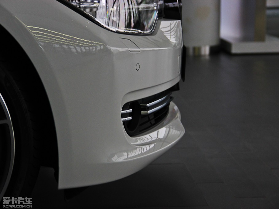 2014R3ϵ 328Li AOӋb