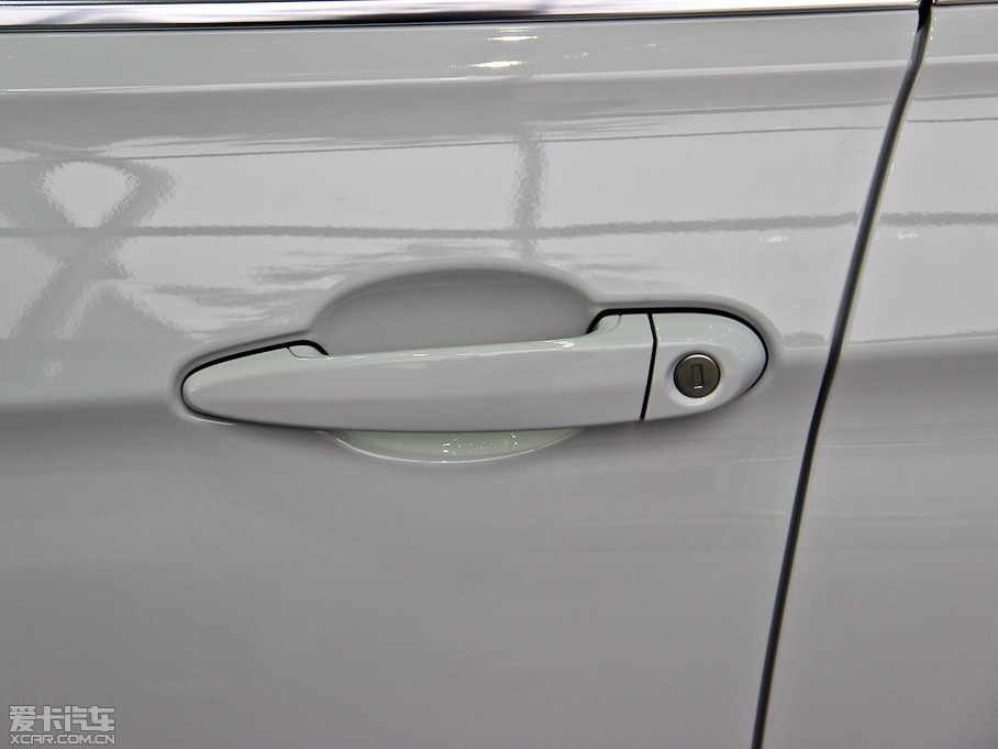 2014R3ϵ 328Li AOӋb