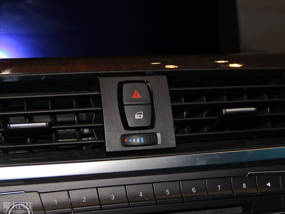 2014R3ϵ 328Li AOӋb