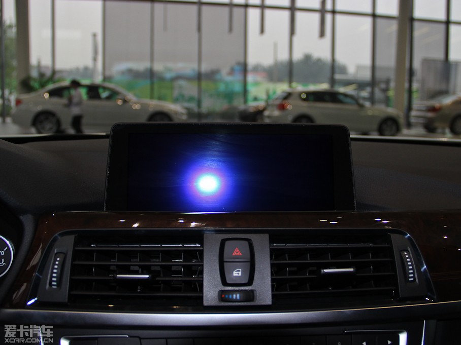 2014��R3ϵ 328Li ���A�O(sh��)Ӌ���b