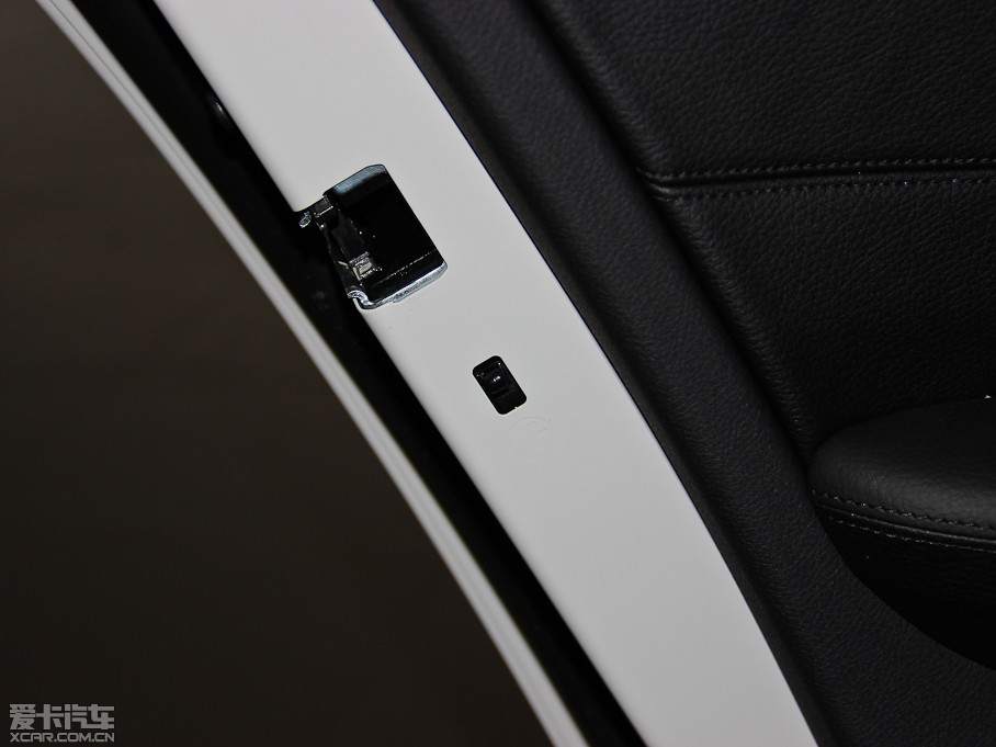 2014R3ϵ 328Li AOӋb