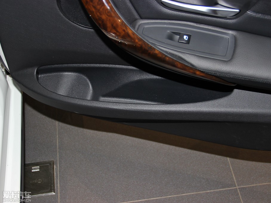 2014R3ϵ 328Li AOӋb