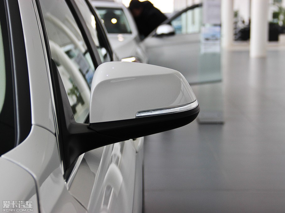 2014R3ϵ 320Li ք