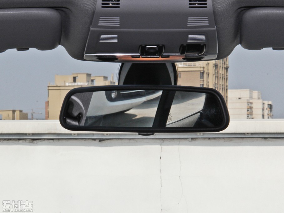 2014��RX1 xDrive20i �\���OӋ���b