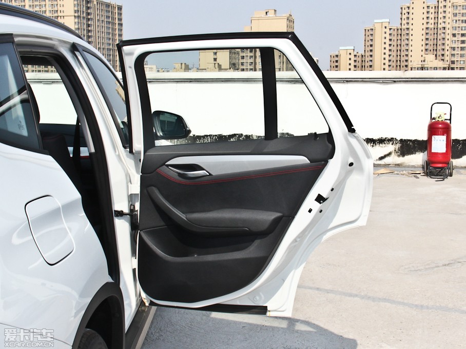 2014RX1 xDrive20i \(yn)O(sh)Ӌ(j)b