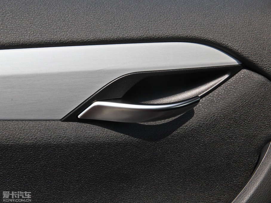 2014��RX1 sDrive18i �I����