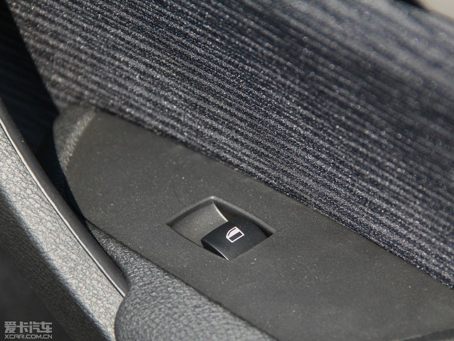 2014RX1 sDrive18i r