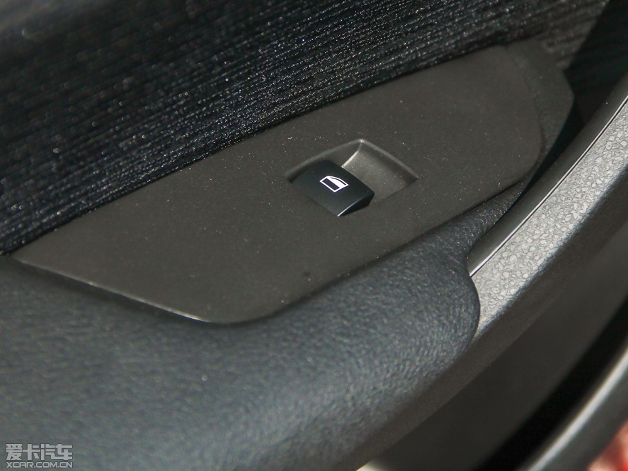 2014RX1 sDrive18i r