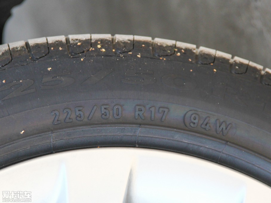 2014RX1 sDrive18i r(sh)