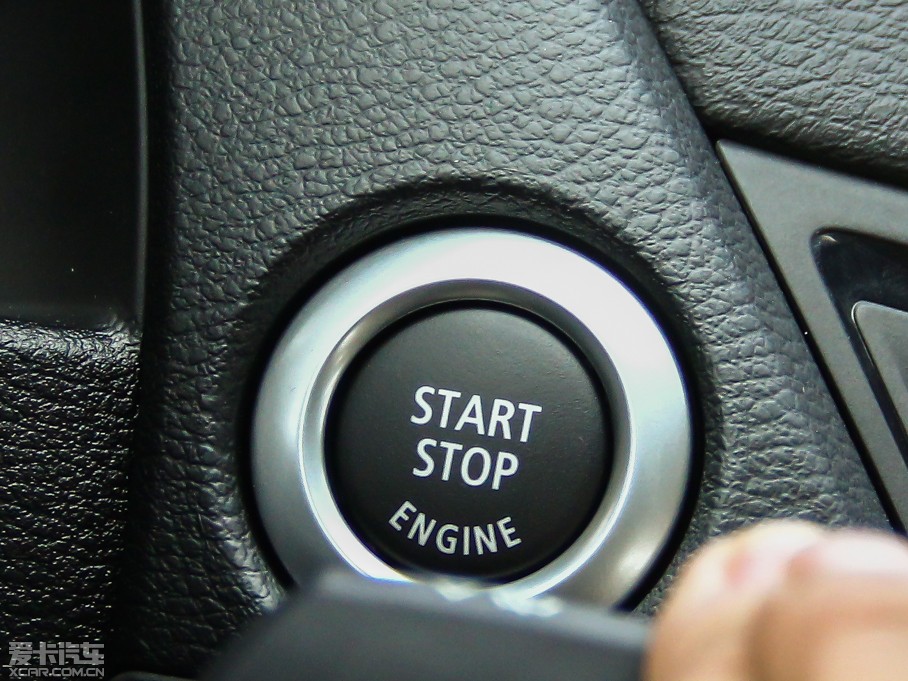 2014RX1 sDrive18i r