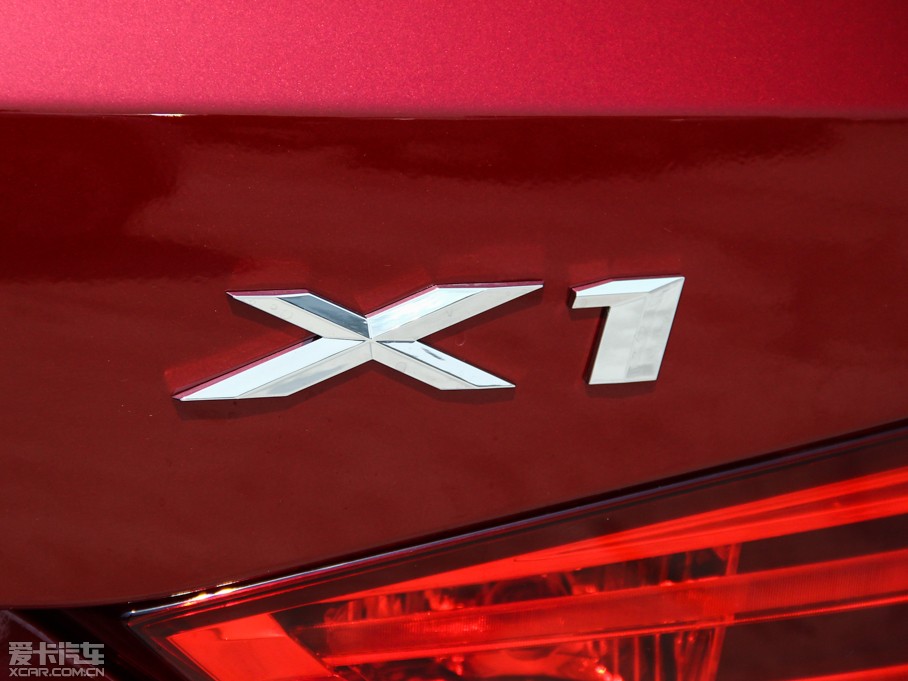 2014RX1 sDrive18i r