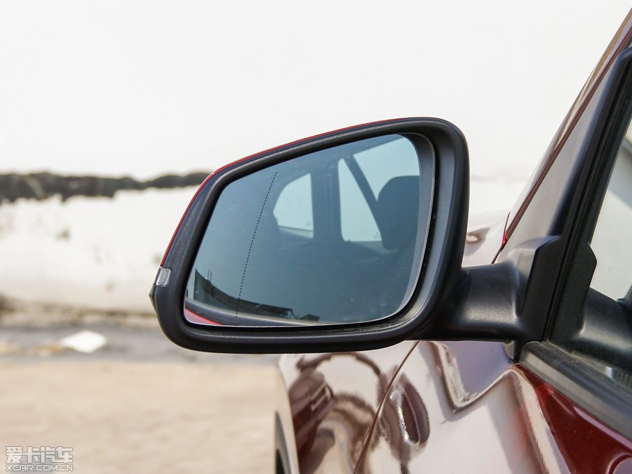 2014RX1 sDrive18i r