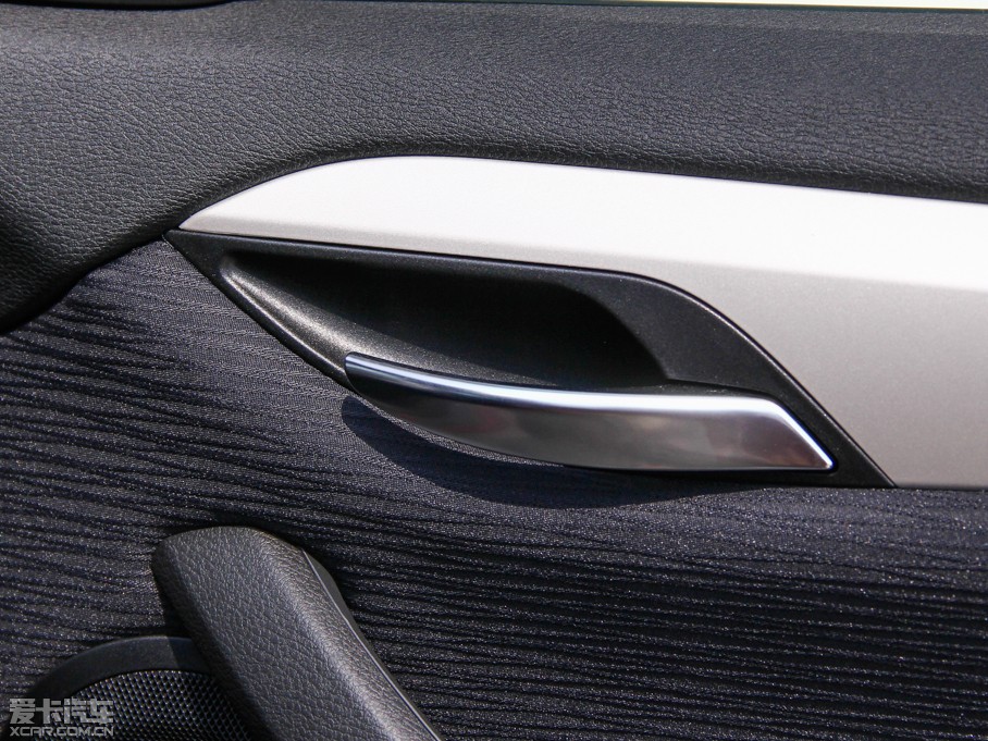 2014RX1 sDrive18i r