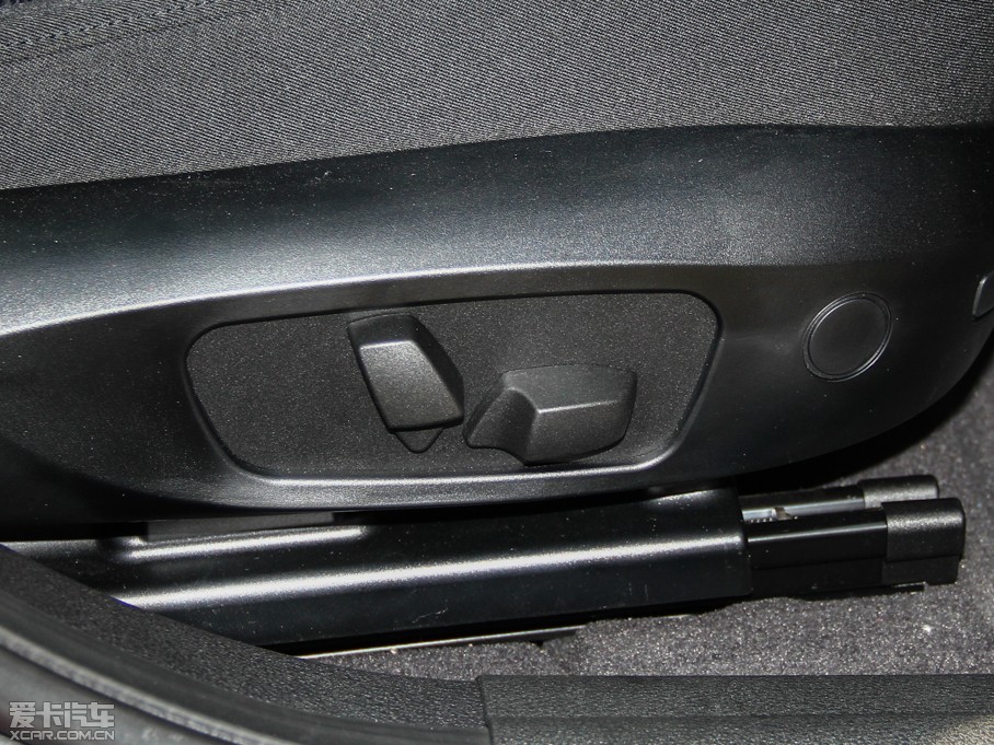 2014RX1 sDrive18i r