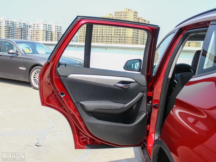 2014RX1 sDrive18i r