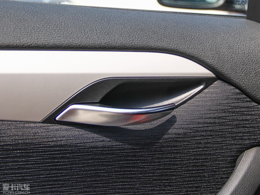 2014RX1 sDrive18i r