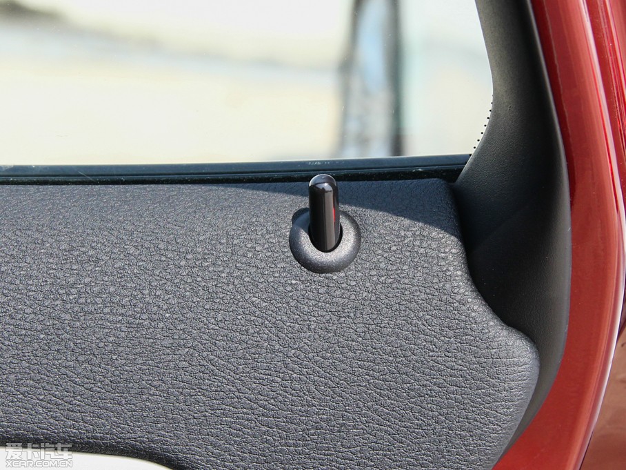 2014RX1 sDrive18i r