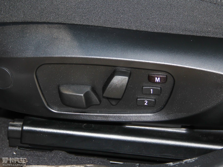 2014RX1 sDrive18i r