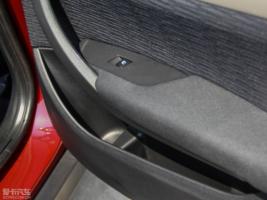 2014RX1 sDrive18i r